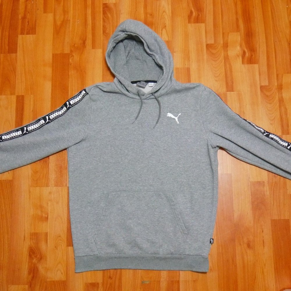 Puma Gray Hoodie Men's Size Medium Grey Long Sleeve Pullover Drawstring